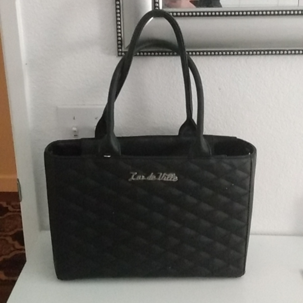 Lux de ville lucky me tote solid black